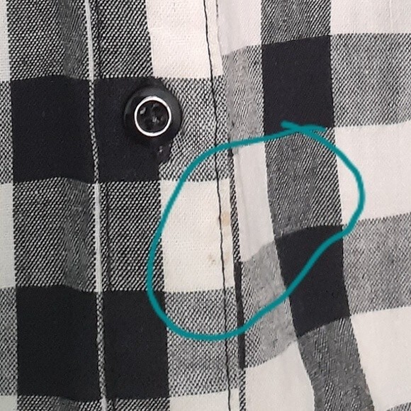 Coupe Collection Black and White Plaid Button Shirt Tie Waist Size Medium - Picture 15 of 15